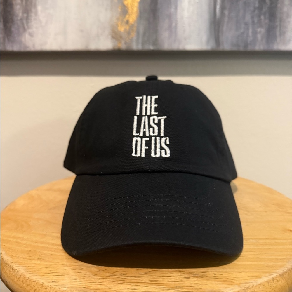 Black 'The Last of Us' strap back hat